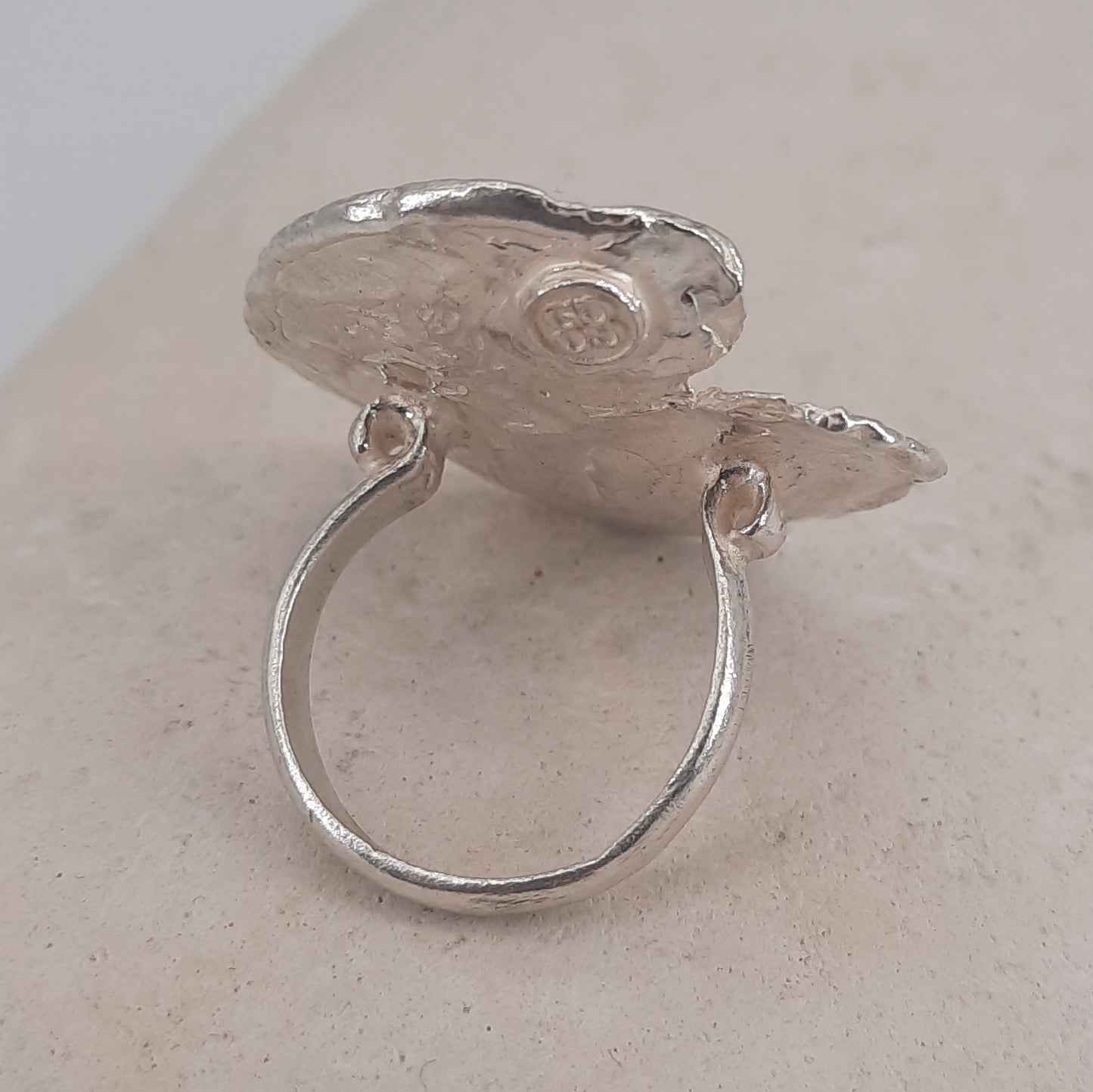 Anello in argento artigianale Foglia di Violetta