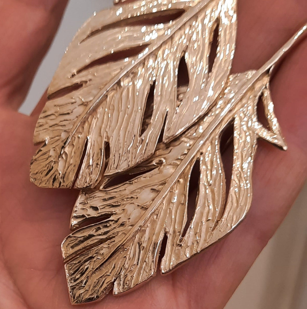 Orecchini pendenti in bronzo rosa artigianali cera persa