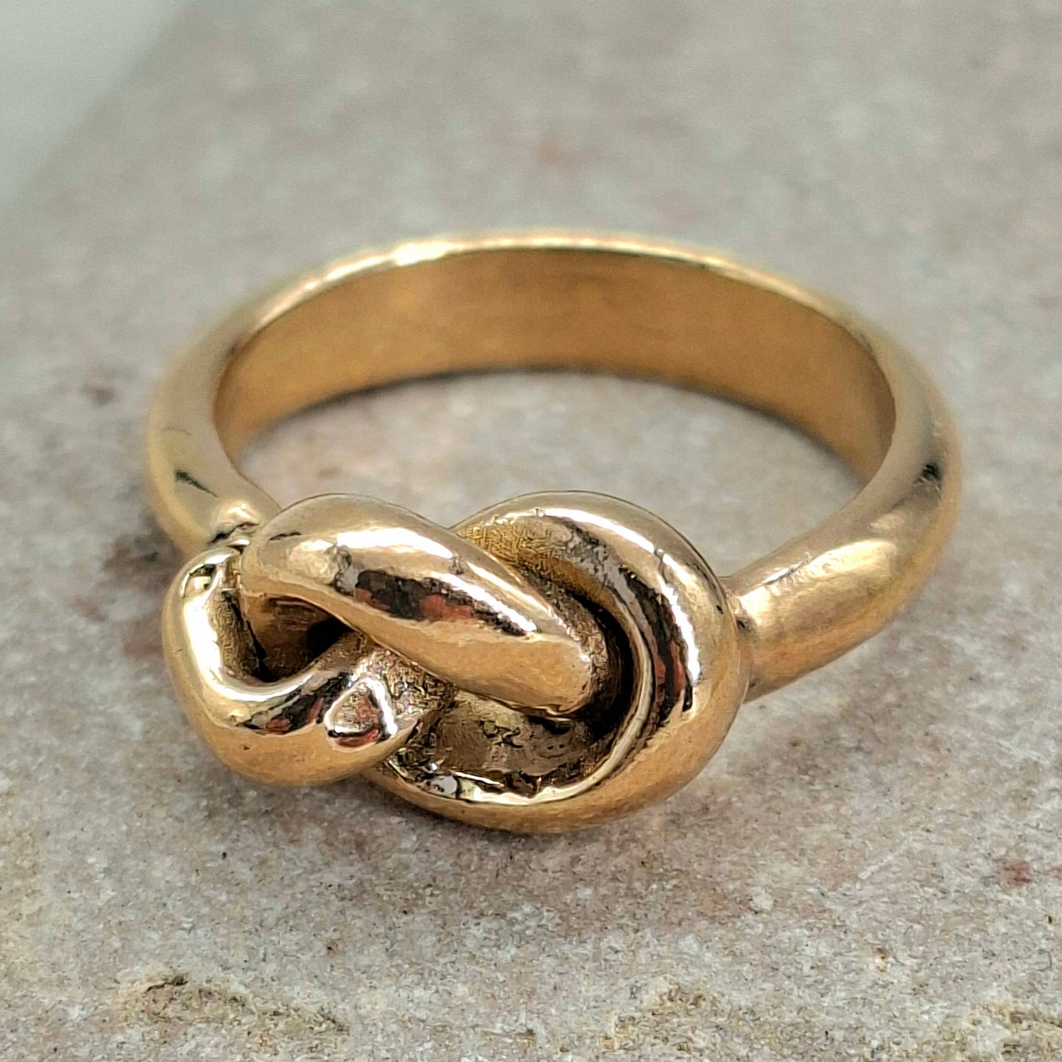 Anello Nodo in bronzo rosa