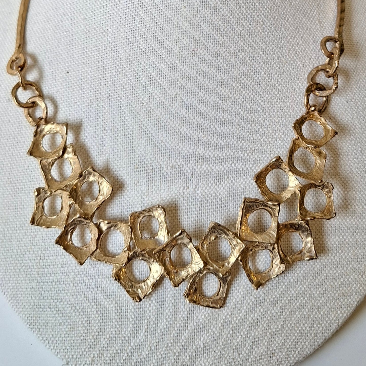 Collana Carrè in bronzo rosa