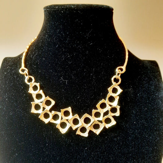 Collana Carrè  in bronzo giallo